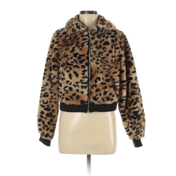Faux Fur Collared Jacket, Cheetah Print - Picture 5 of 8